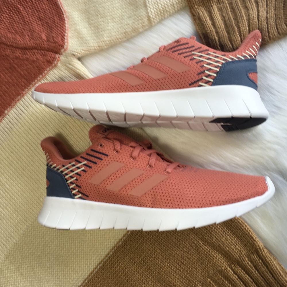 NWT Adidas Womens Sneakers Running Shoes Asweerun - Picture 5 of 8